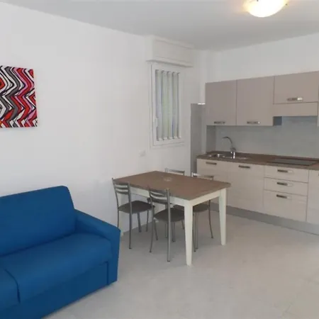 Flat With Two Terraces And Parking Apartment